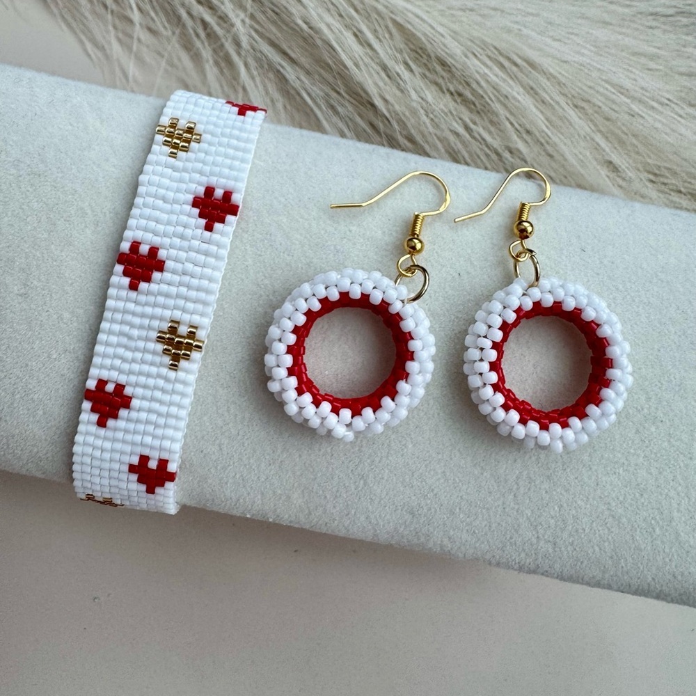 Set of 2 Silk  Round Hearts earrings Valentine Day Delica Miyuki Seed Beaded